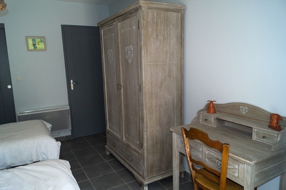 Le Mas De Servant Roulottes Et Chambres D'Hotes Auberives-en-Royans Εξωτερικό φωτογραφία