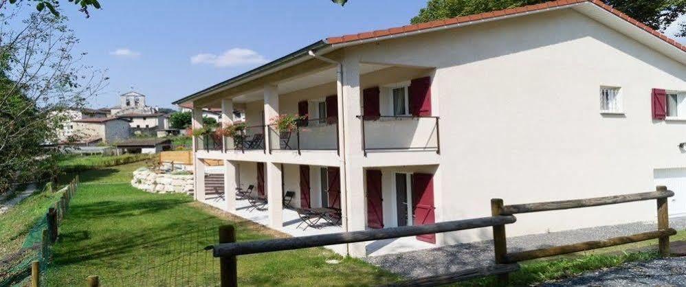 Le Mas De Servant Roulottes Et Chambres D'Hotes Auberives-en-Royans Εξωτερικό φωτογραφία